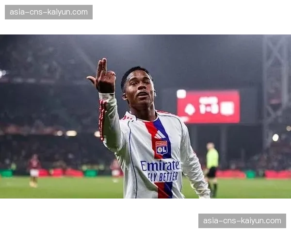 恩德里克传射建功攻克王子公园，17场造14球成里昂冬窗最佳引援